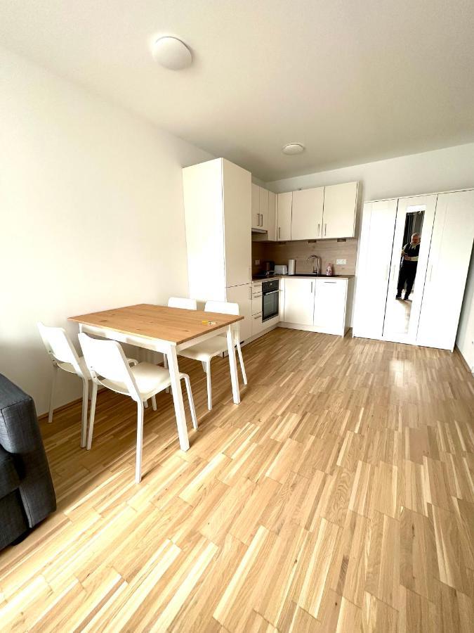 Forsthaus 32 Free Garage Apartment Виена Екстериор снимка